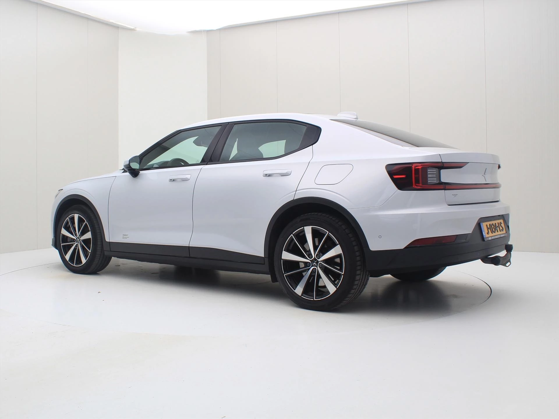 Hoofdafbeelding Polestar 2