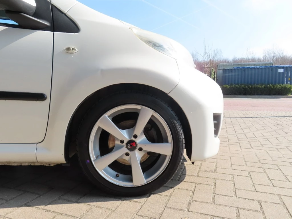 Hoofdafbeelding Peugeot 107