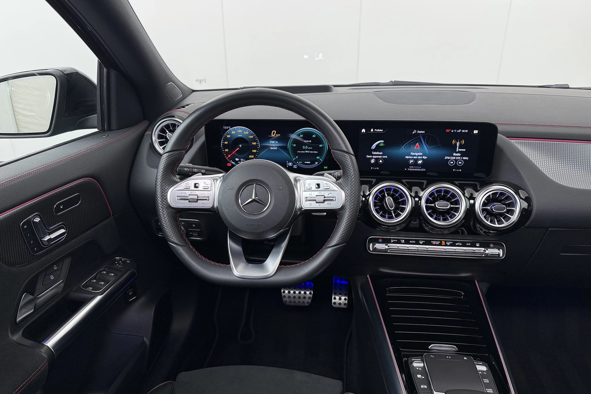 Hoofdafbeelding Mercedes-Benz EQA