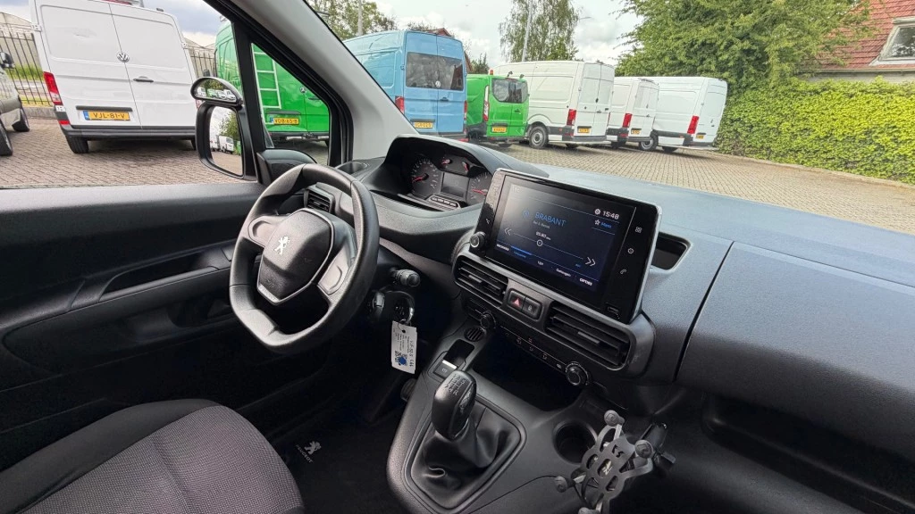 Hoofdafbeelding Peugeot Partner