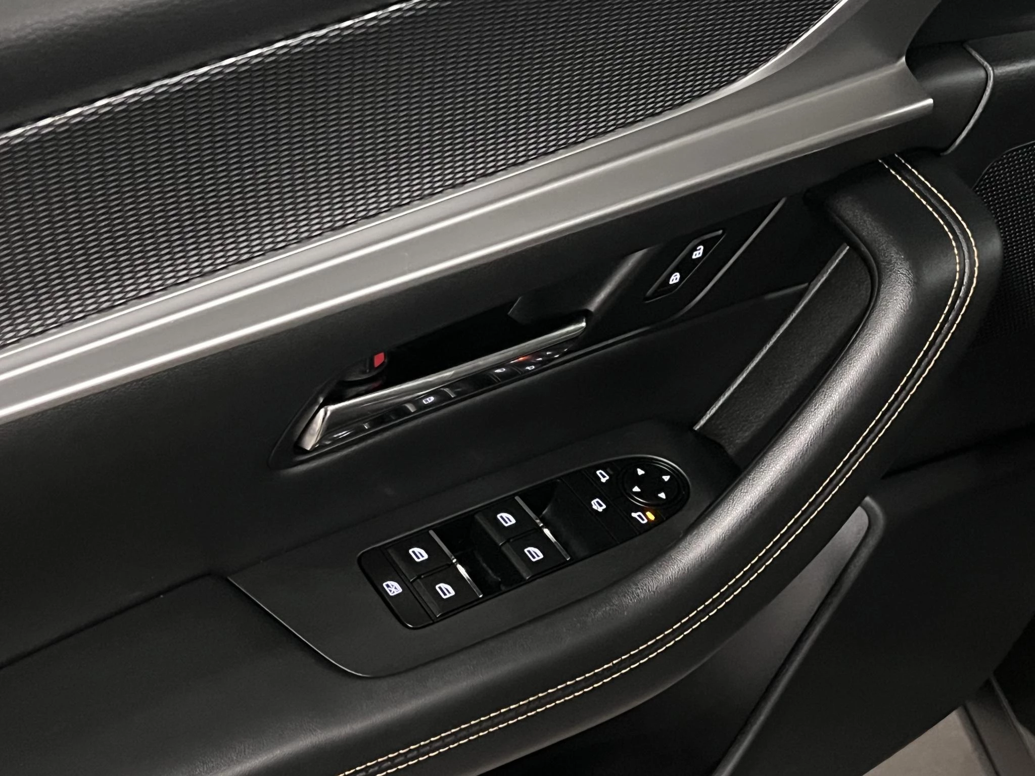 Hoofdafbeelding Mazda CX-60