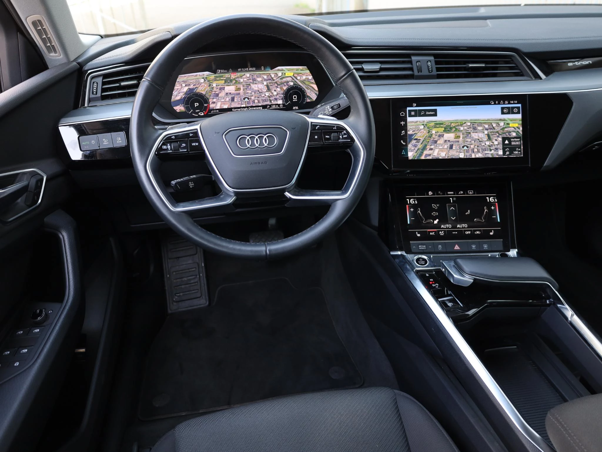 Hoofdafbeelding Audi e-tron
