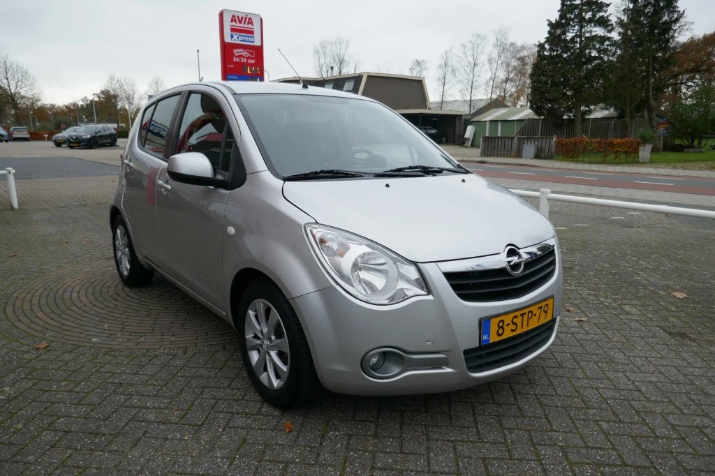 Hoofdafbeelding Opel Agila