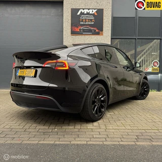 Hoofdafbeelding Tesla Model Y Model Y Long Range RWD 2024 MiG FABRIEKS TREKHAAK 20" Velgen