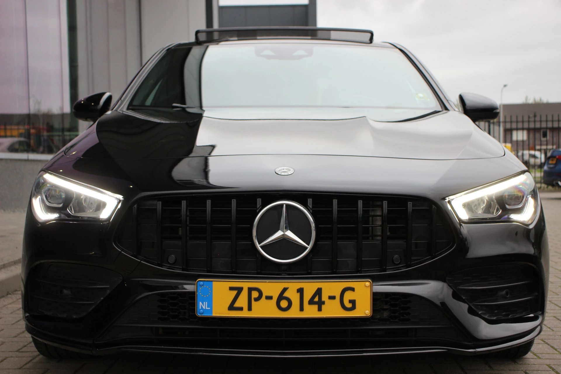 Hoofdafbeelding Mercedes-Benz CLA