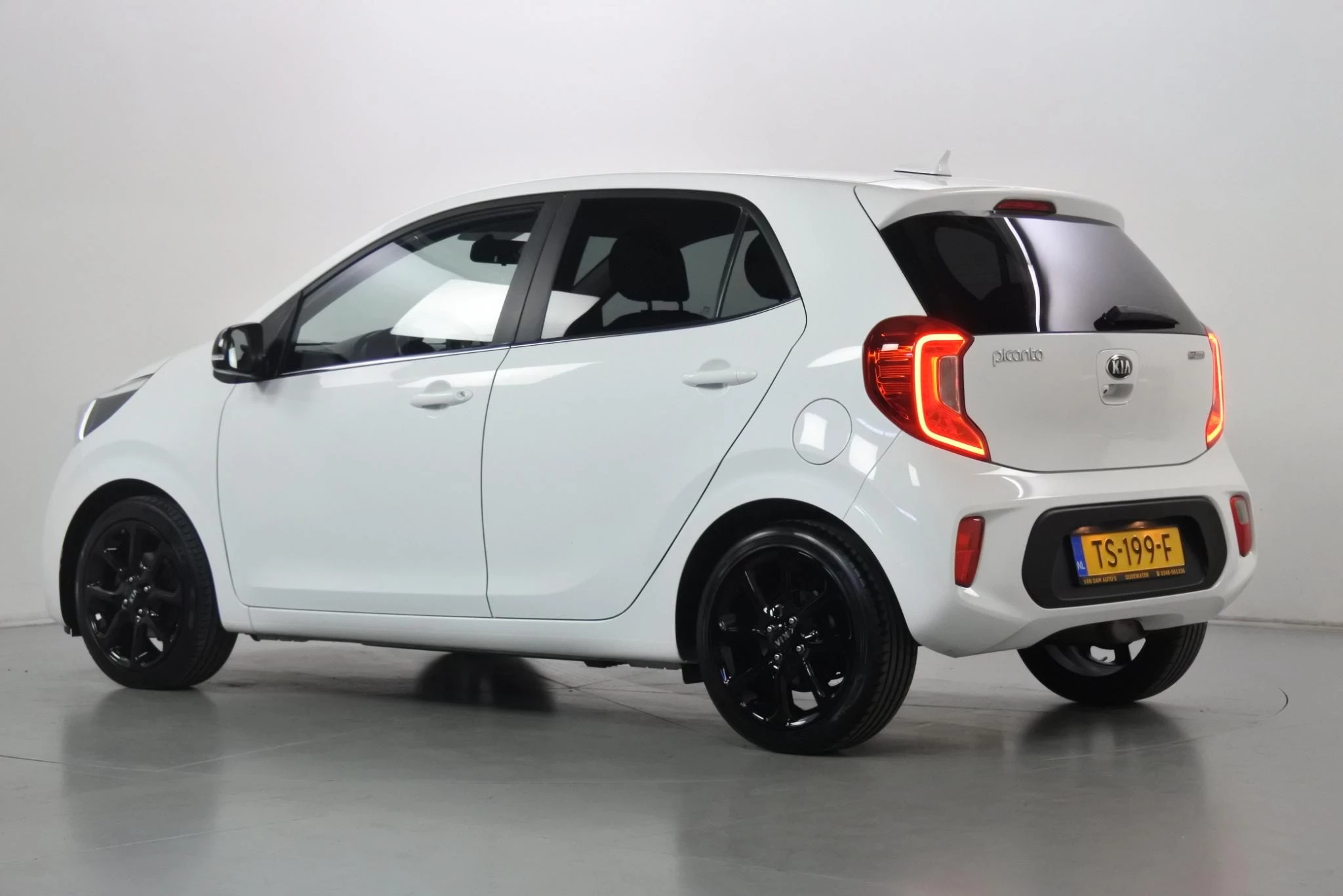Hoofdafbeelding Kia Picanto