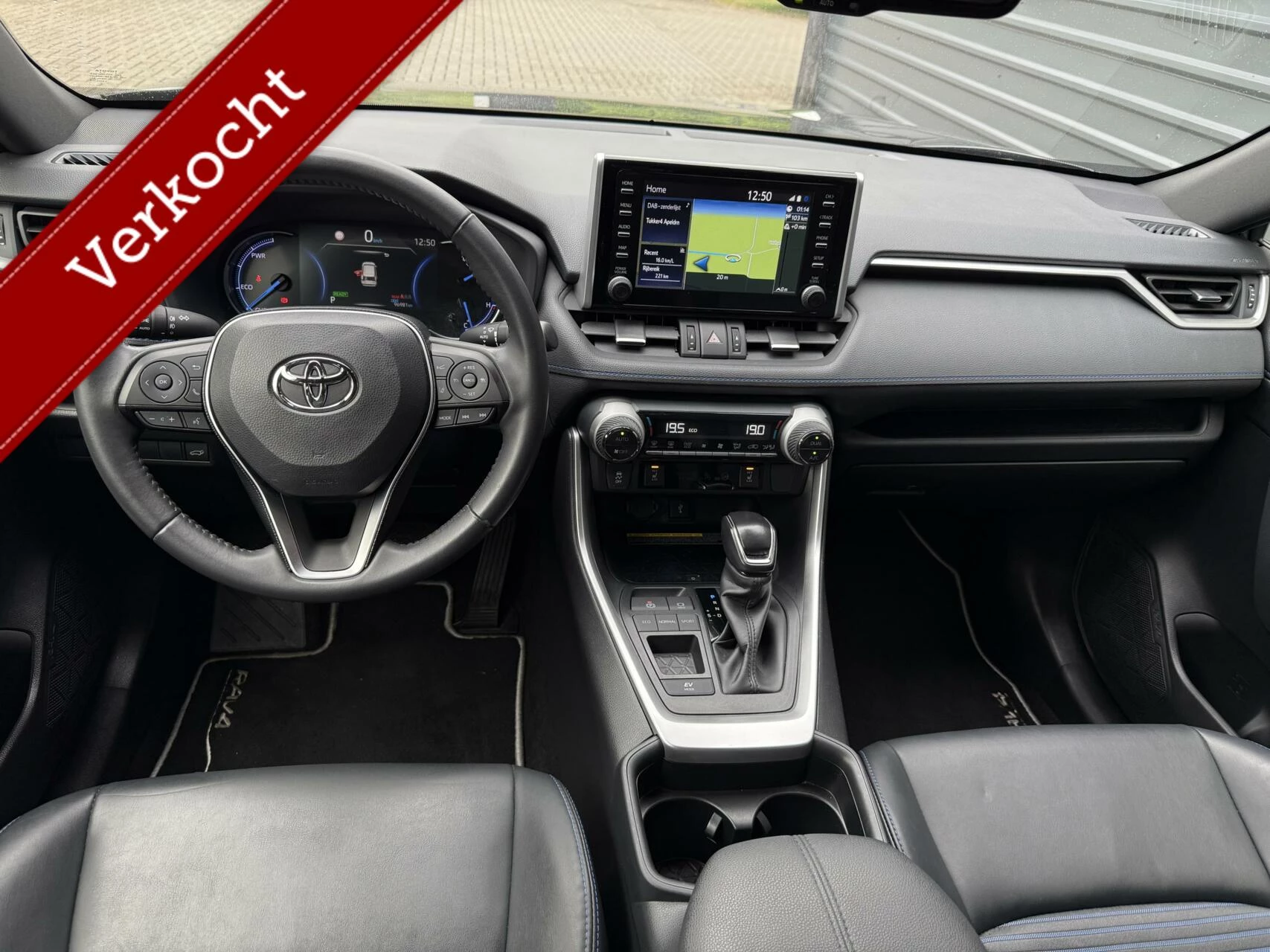 Hoofdafbeelding Toyota RAV4