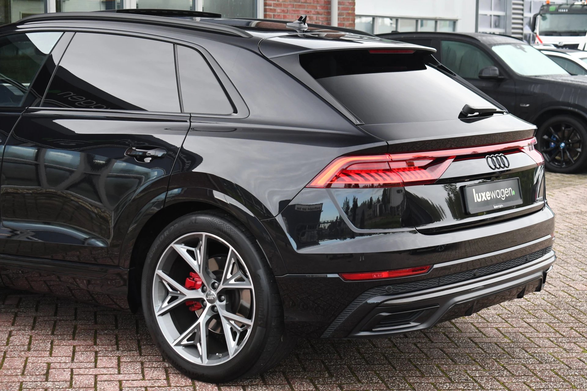 Hoofdafbeelding Audi Q8