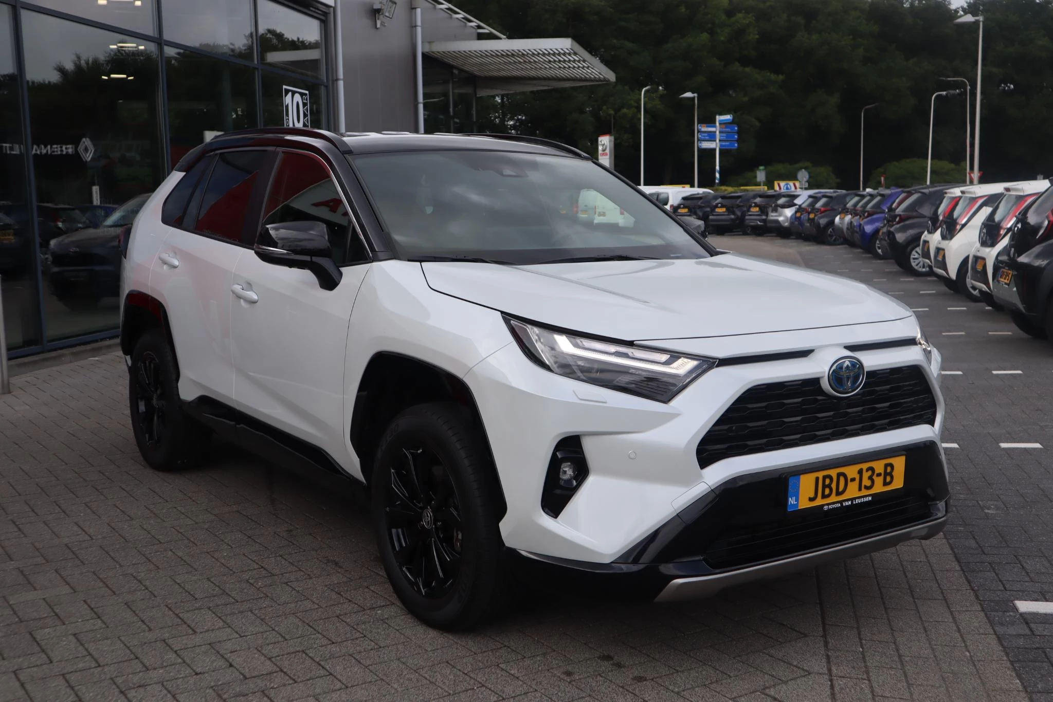 Hoofdafbeelding Toyota RAV4