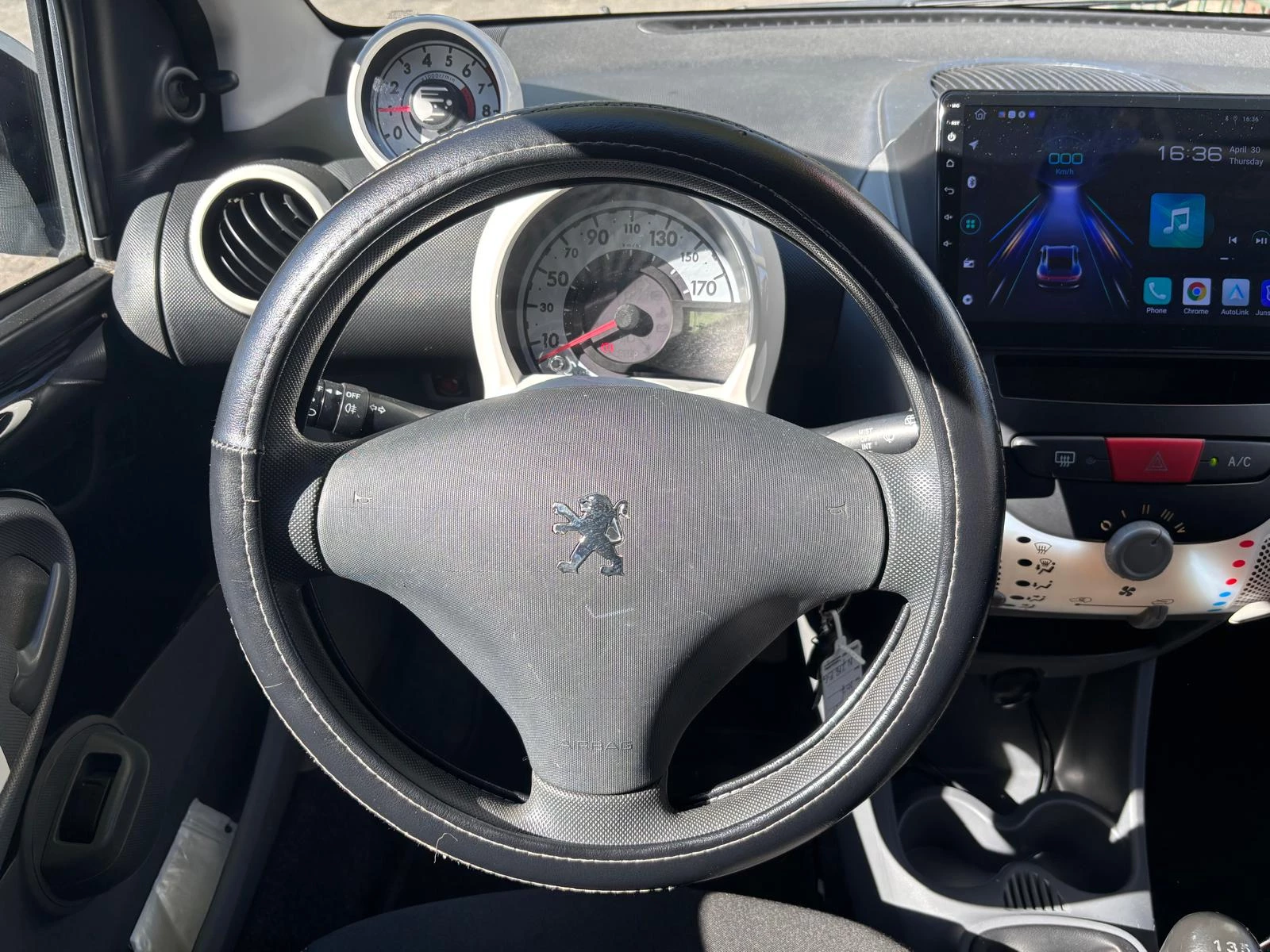Hoofdafbeelding Peugeot 107