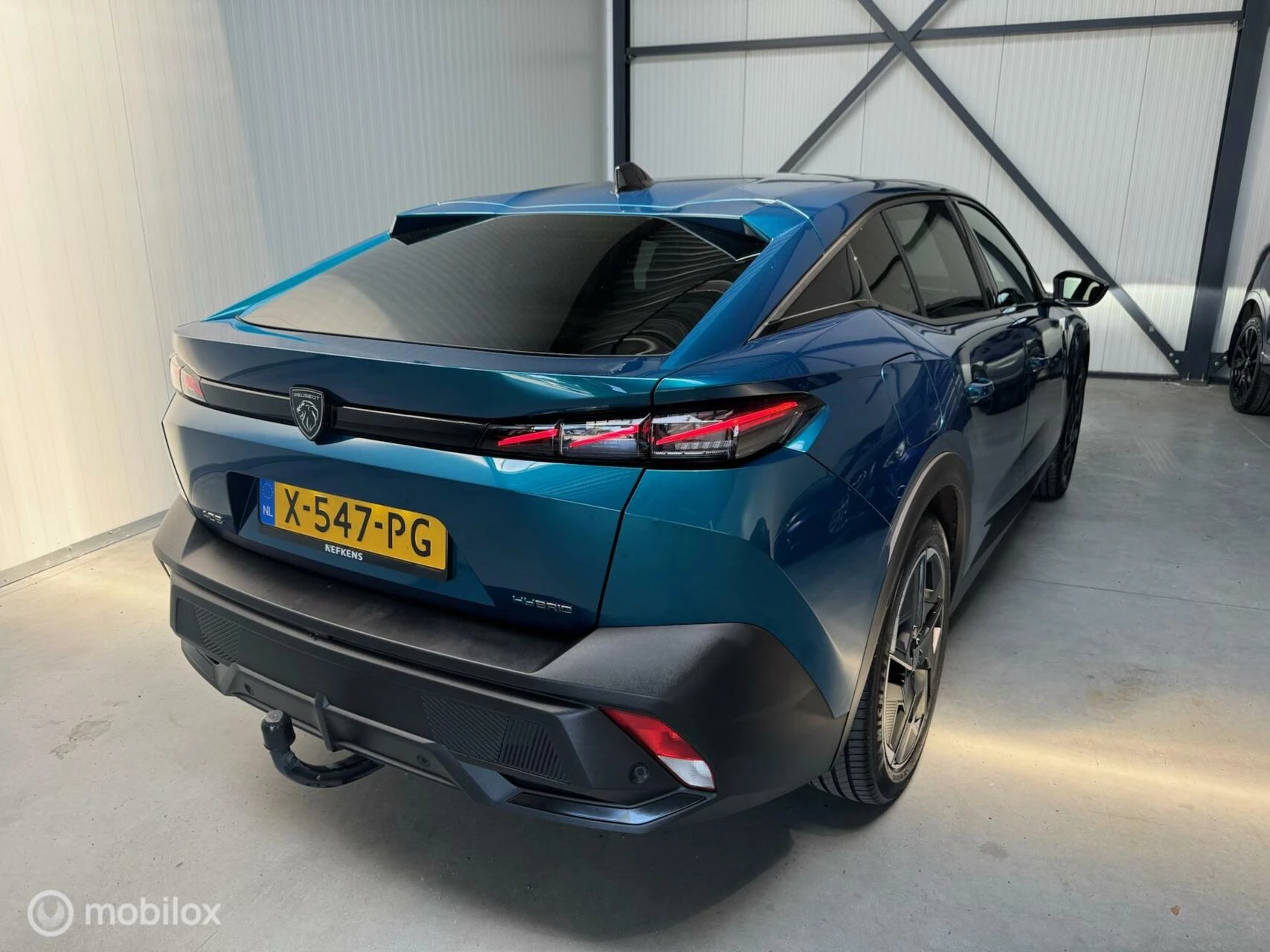 Hoofdafbeelding Peugeot 408