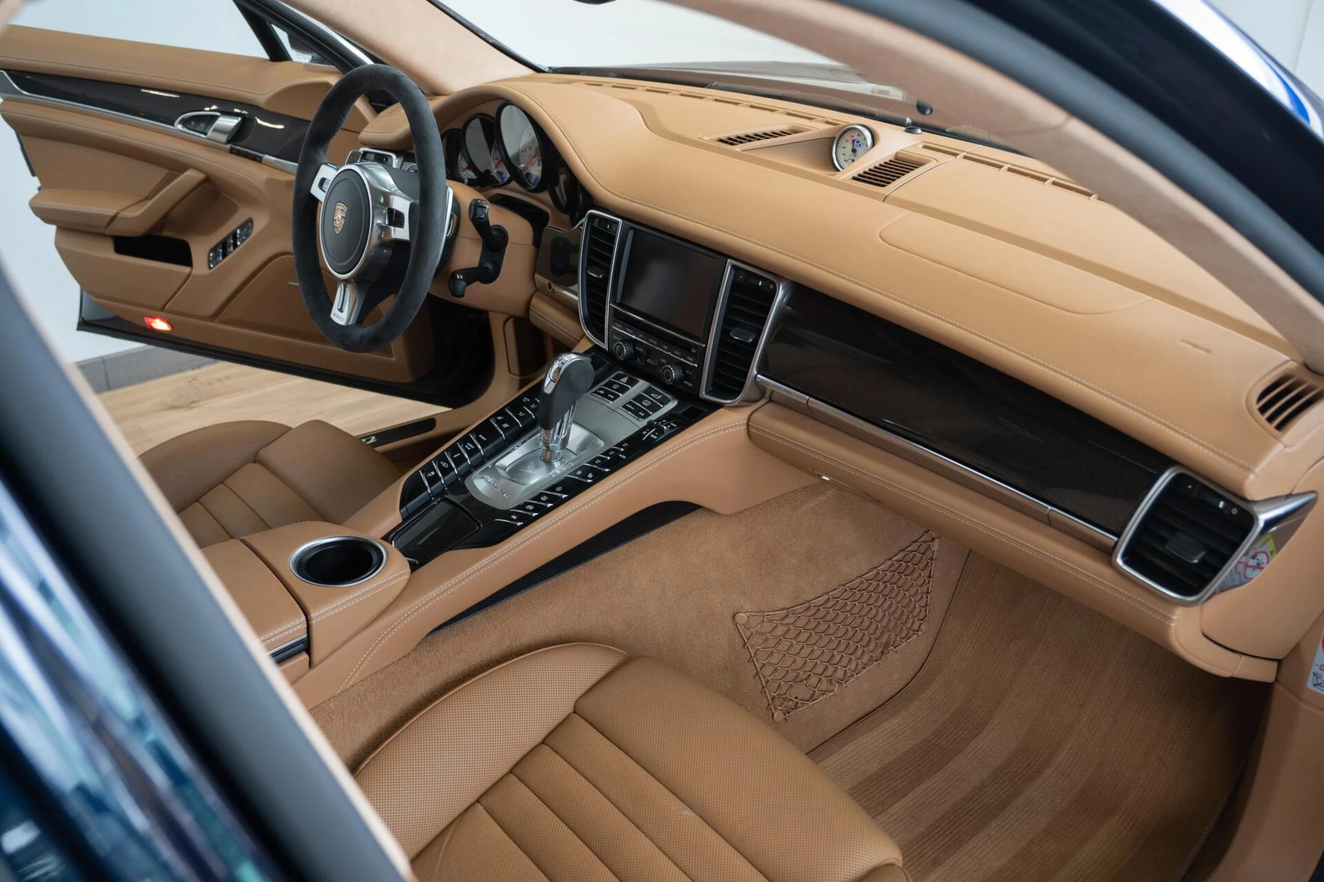 Hoofdafbeelding Porsche Panamera