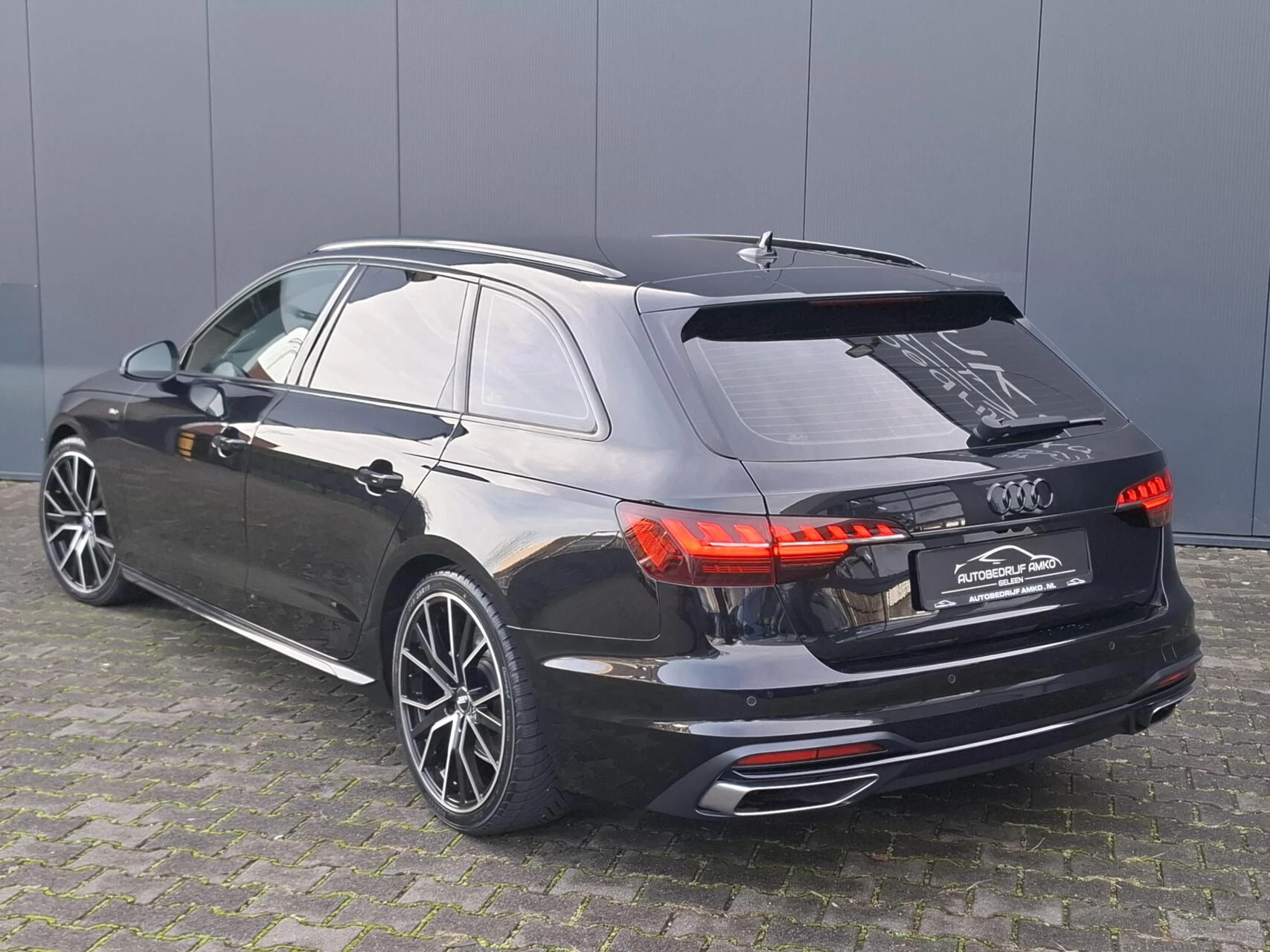 Hoofdafbeelding Audi A4