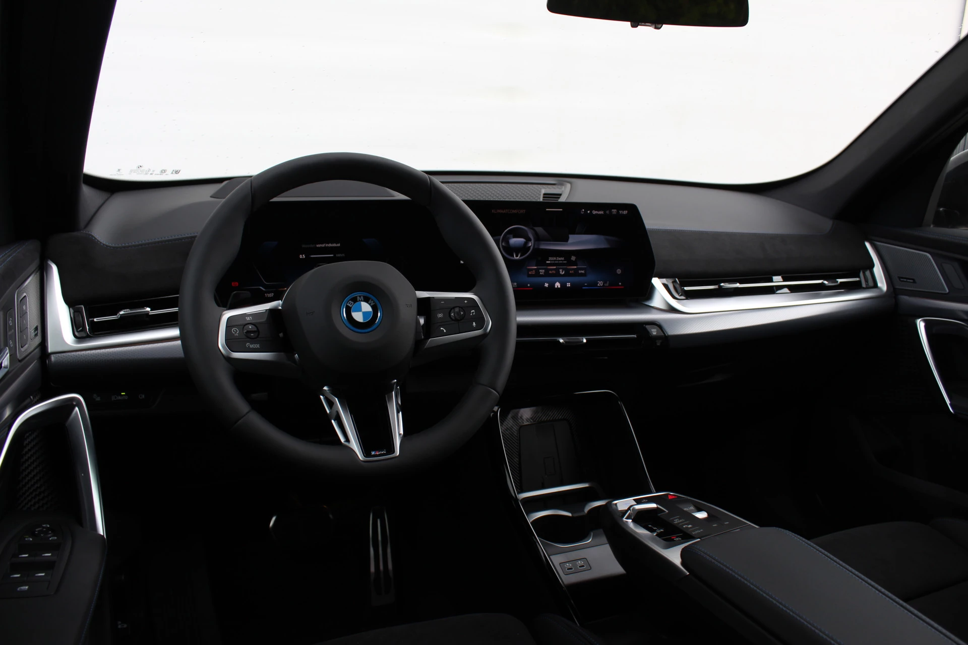Hoofdafbeelding BMW iX1