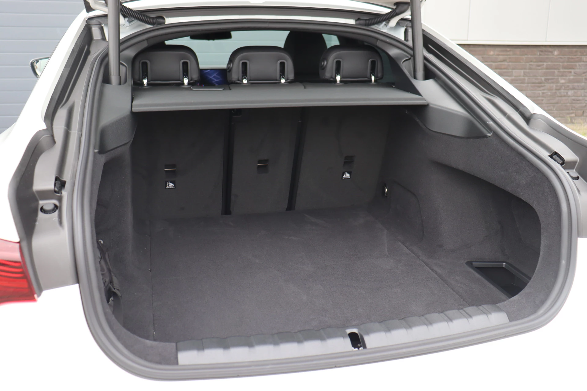 Hoofdafbeelding BMW i4