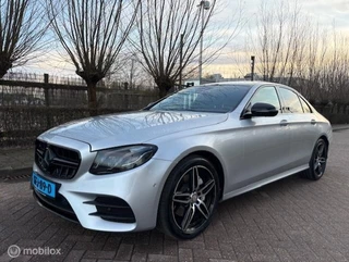 Hoofdafbeelding Mercedes-Benz E-Klasse Mercedes E-klasse 220 d AMG Pano ! Taxi rijklaar!