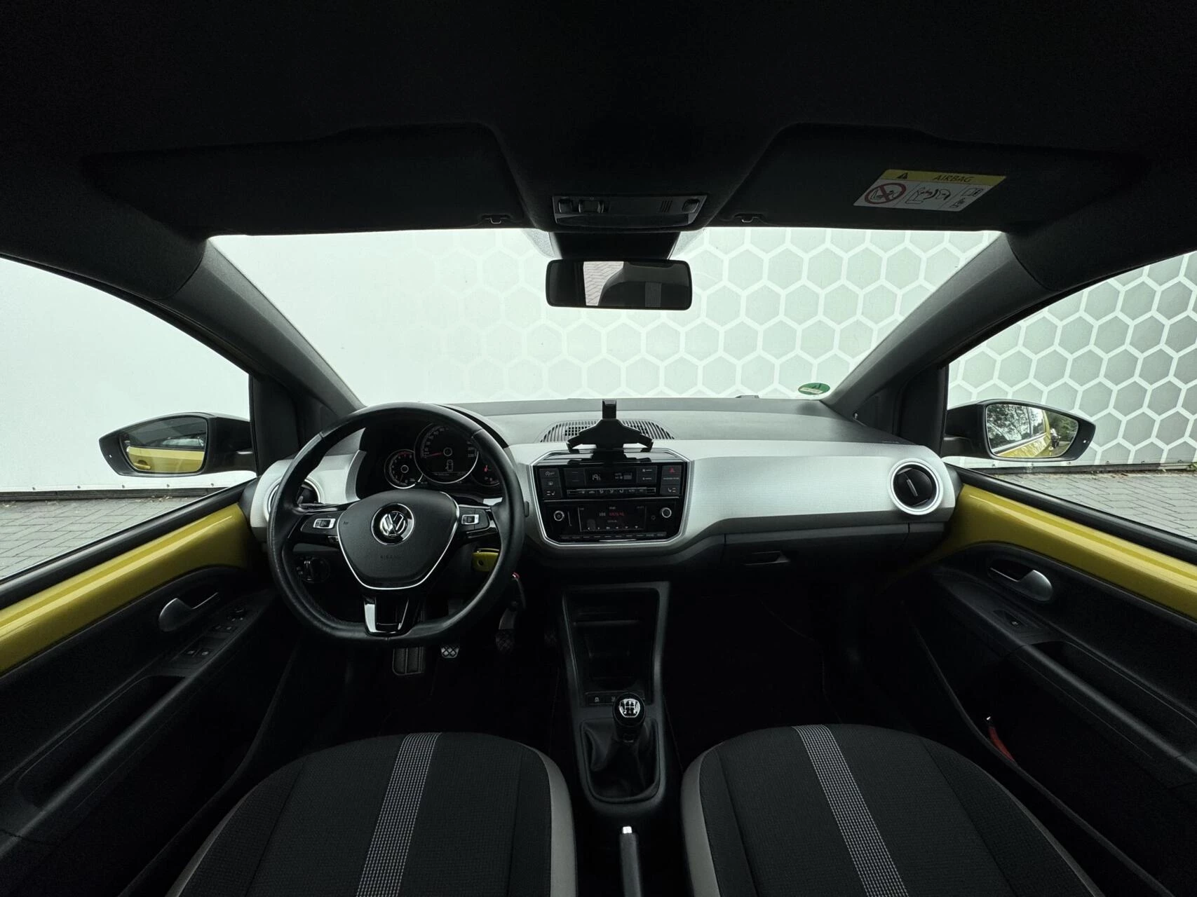 Hoofdafbeelding Volkswagen up!