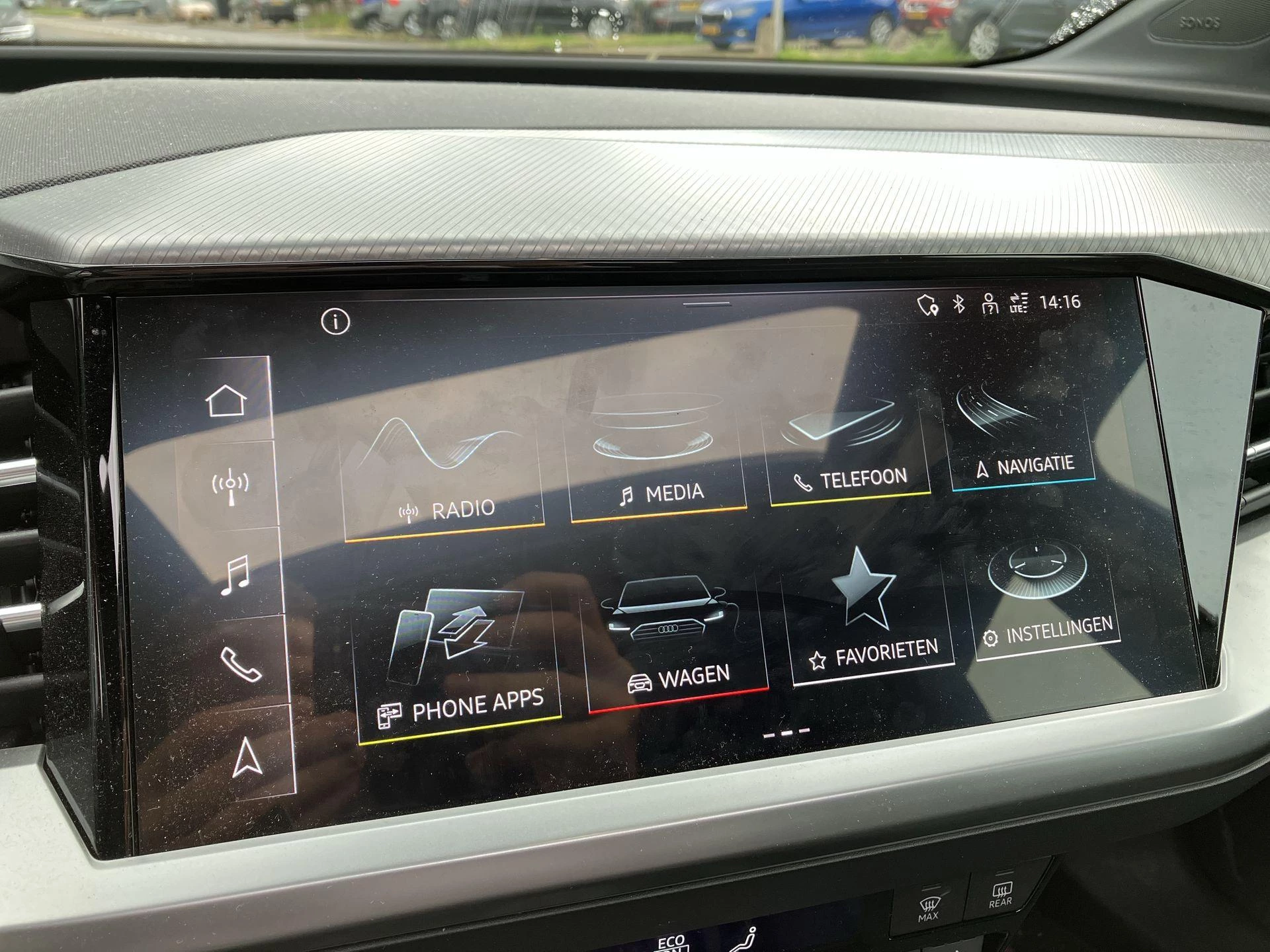 Hoofdafbeelding Audi Q4 e-tron