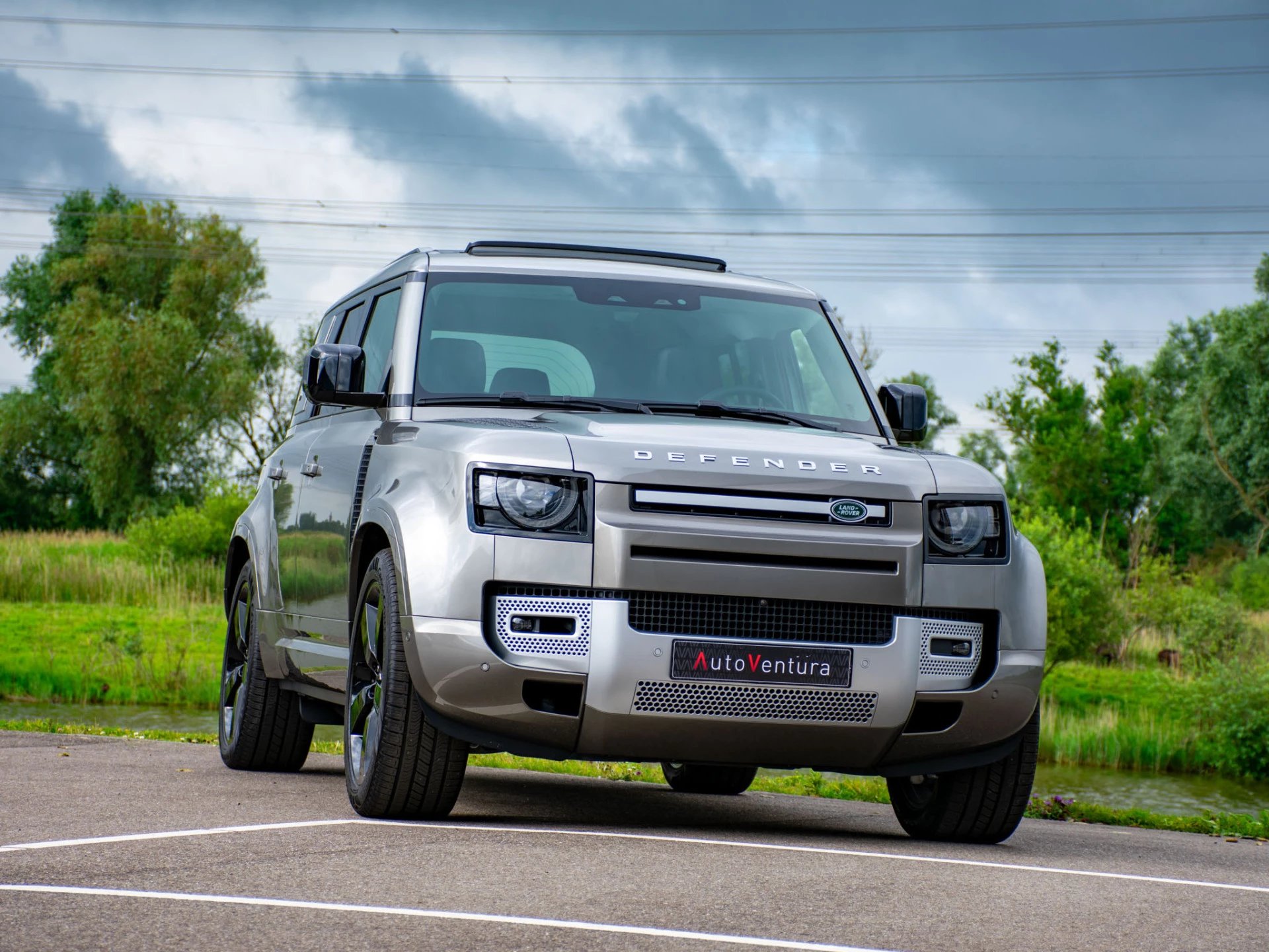 Hoofdafbeelding Land Rover Defender