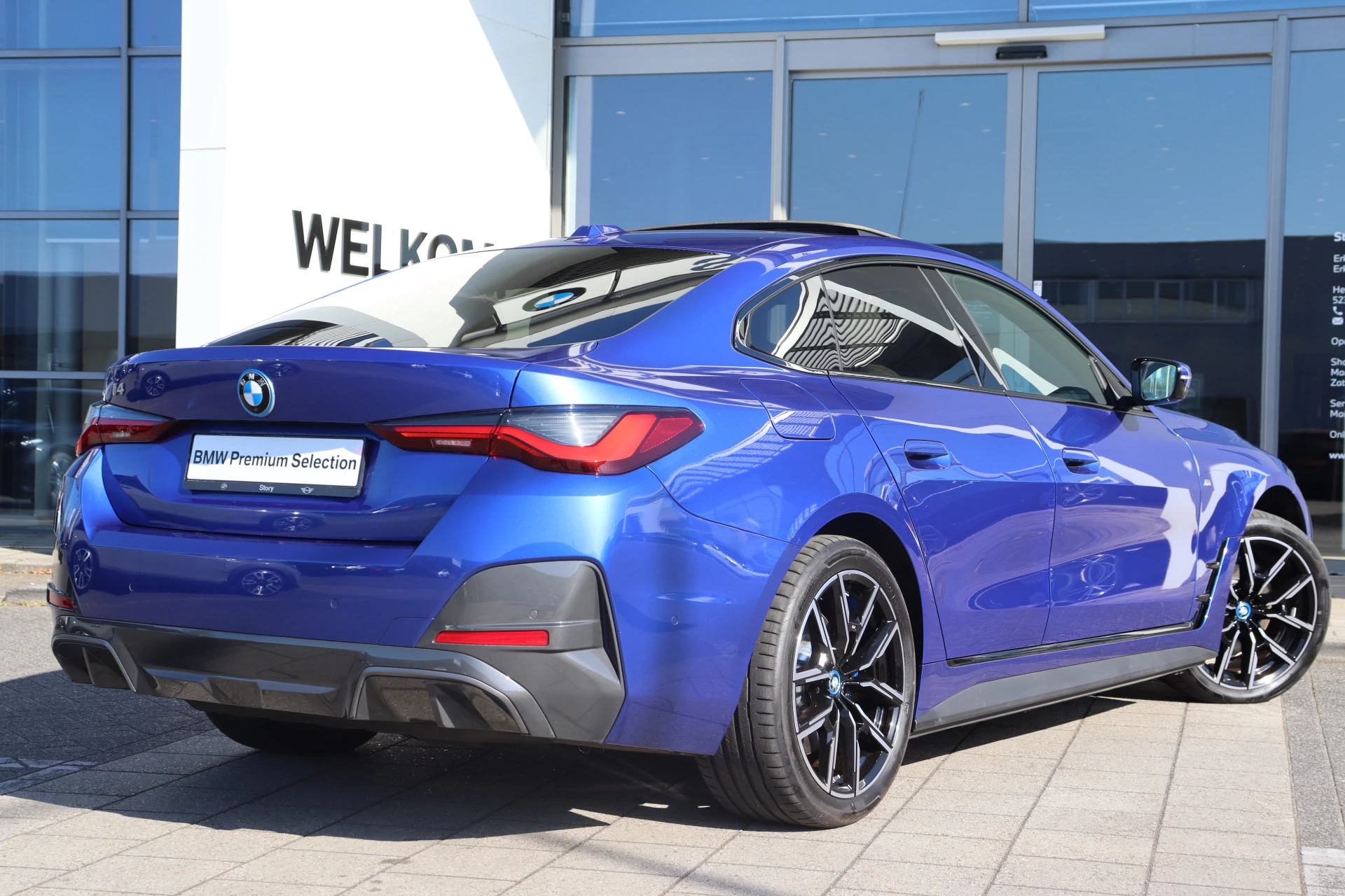 Hoofdafbeelding BMW i4