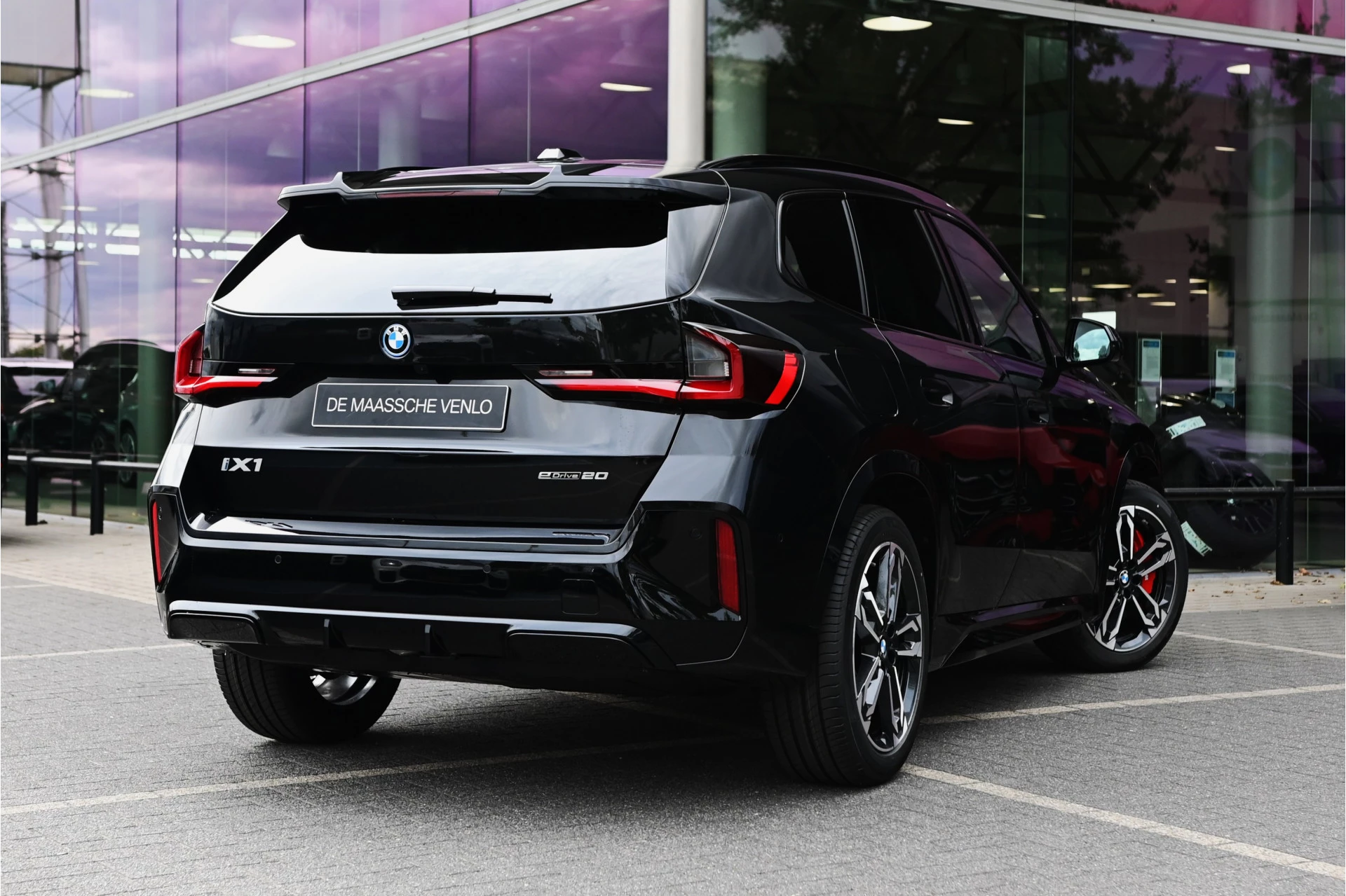 Hoofdafbeelding BMW iX1