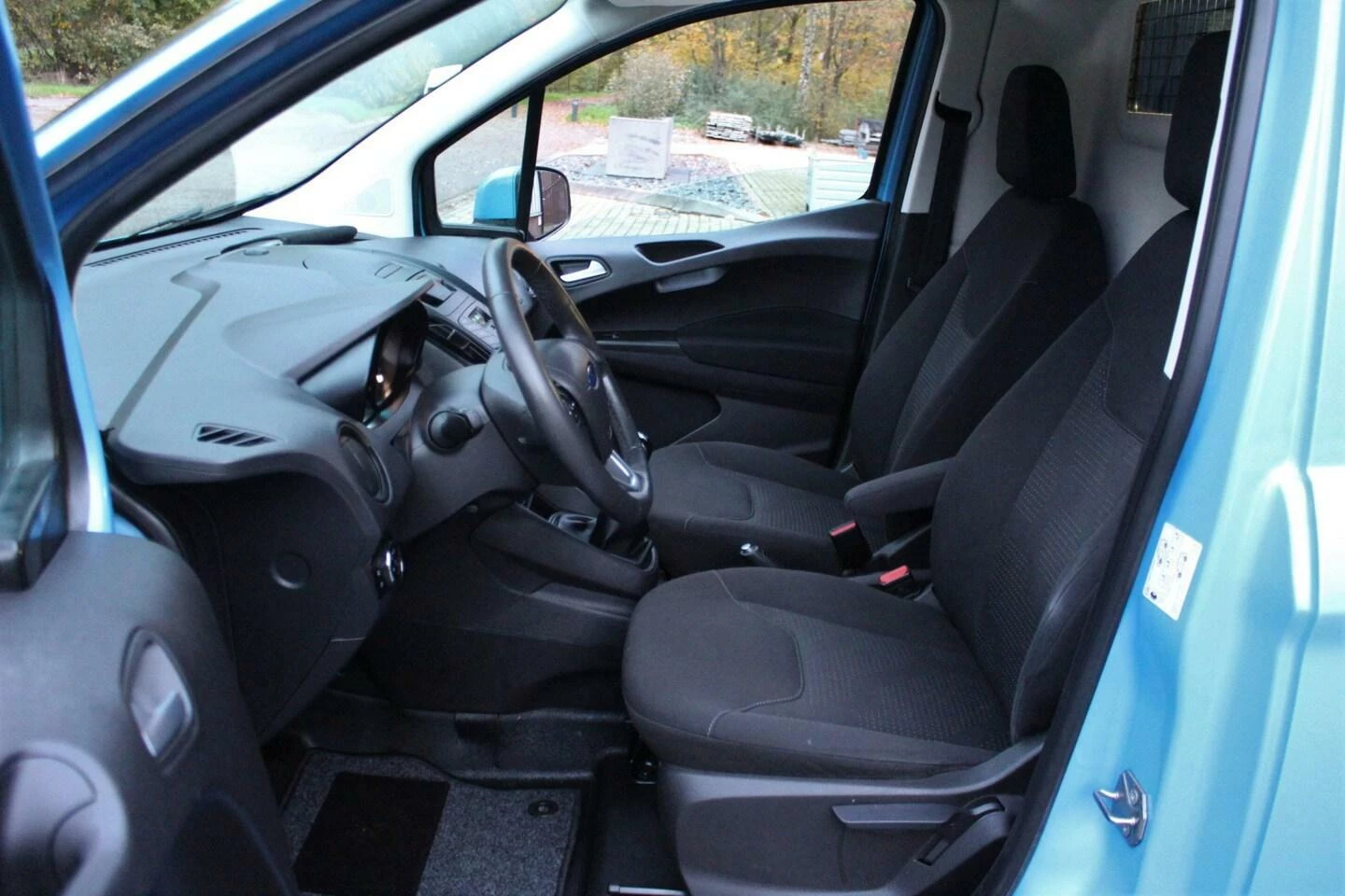 Hoofdafbeelding Ford Transit Courier