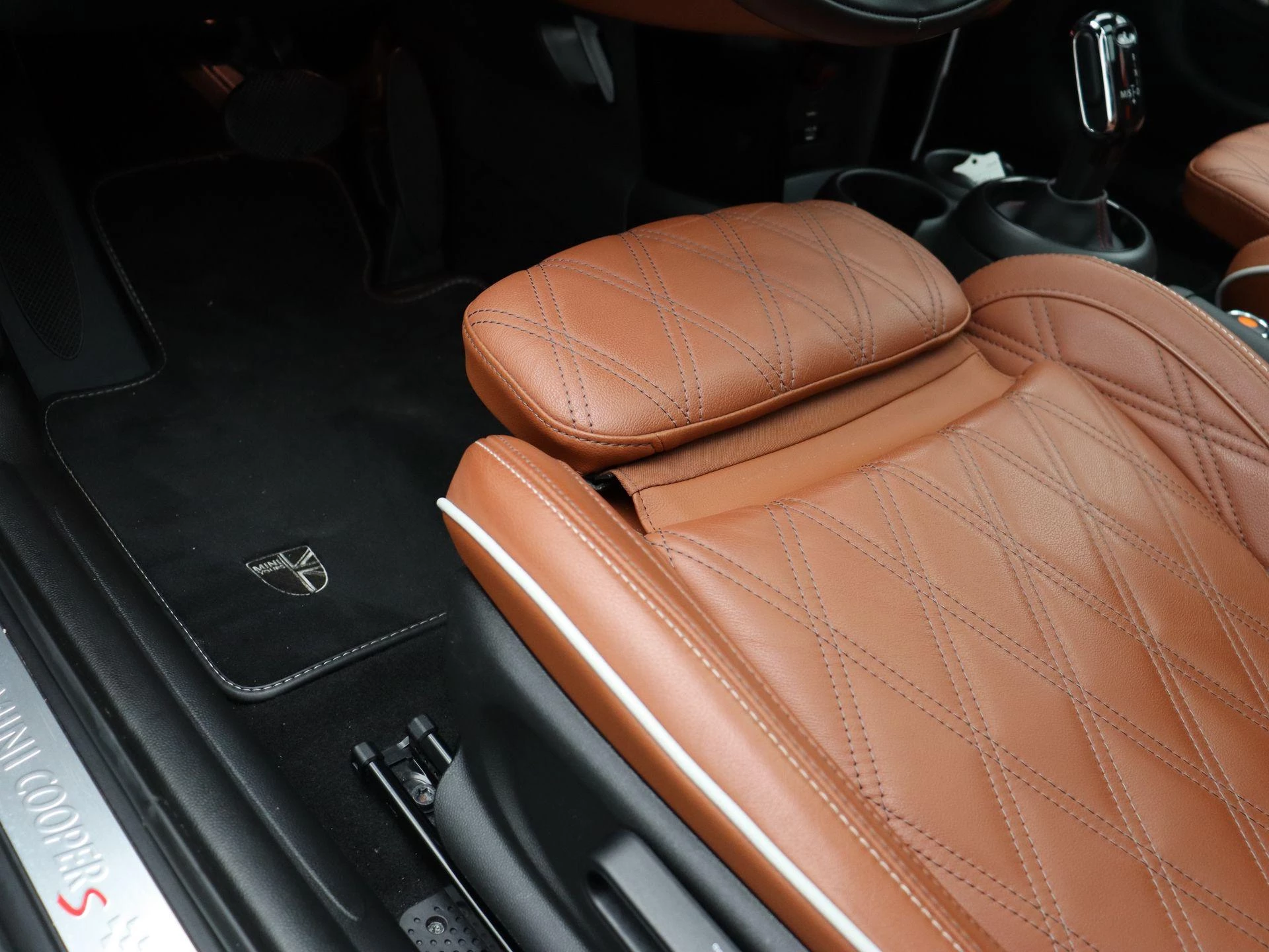 Hoofdafbeelding MINI 5-deurs