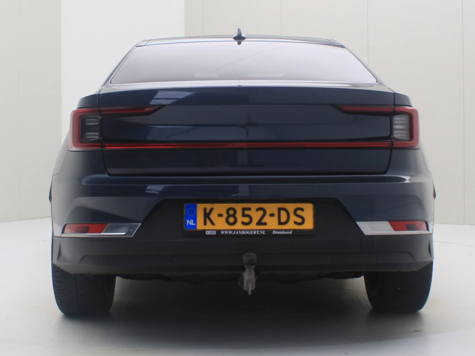 Hoofdafbeelding Polestar 2