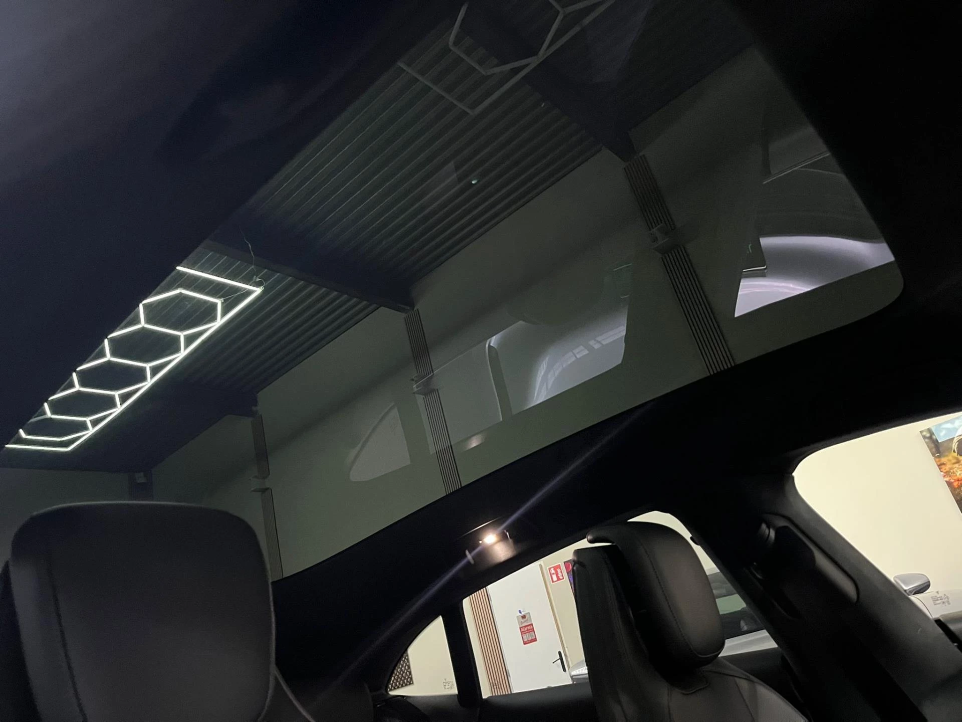 Hoofdafbeelding Porsche Taycan