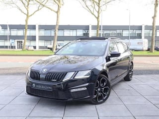 Hoofdafbeelding Škoda Octavia Skoda Octavia Combi 2.0 TSI RS 245PK Panodak | Memory | Canton | Standkachel | Adaptive | Stoel&Stuurverwarming | Carplay | DCC