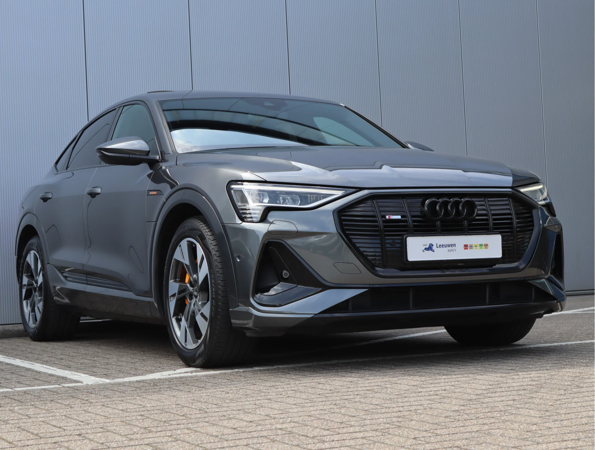Hoofdafbeelding Audi e-tron