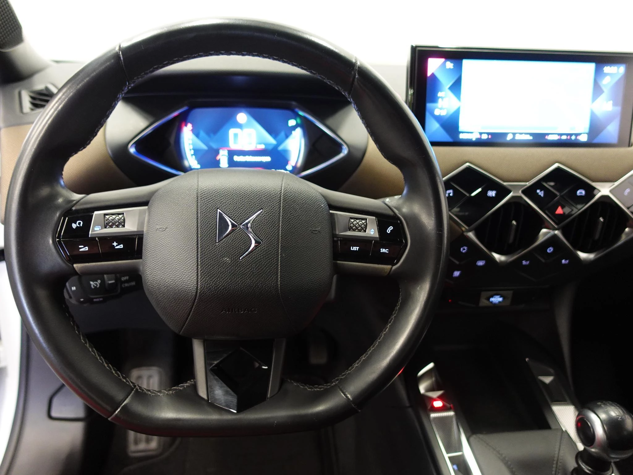 Hoofdafbeelding DS DS 3