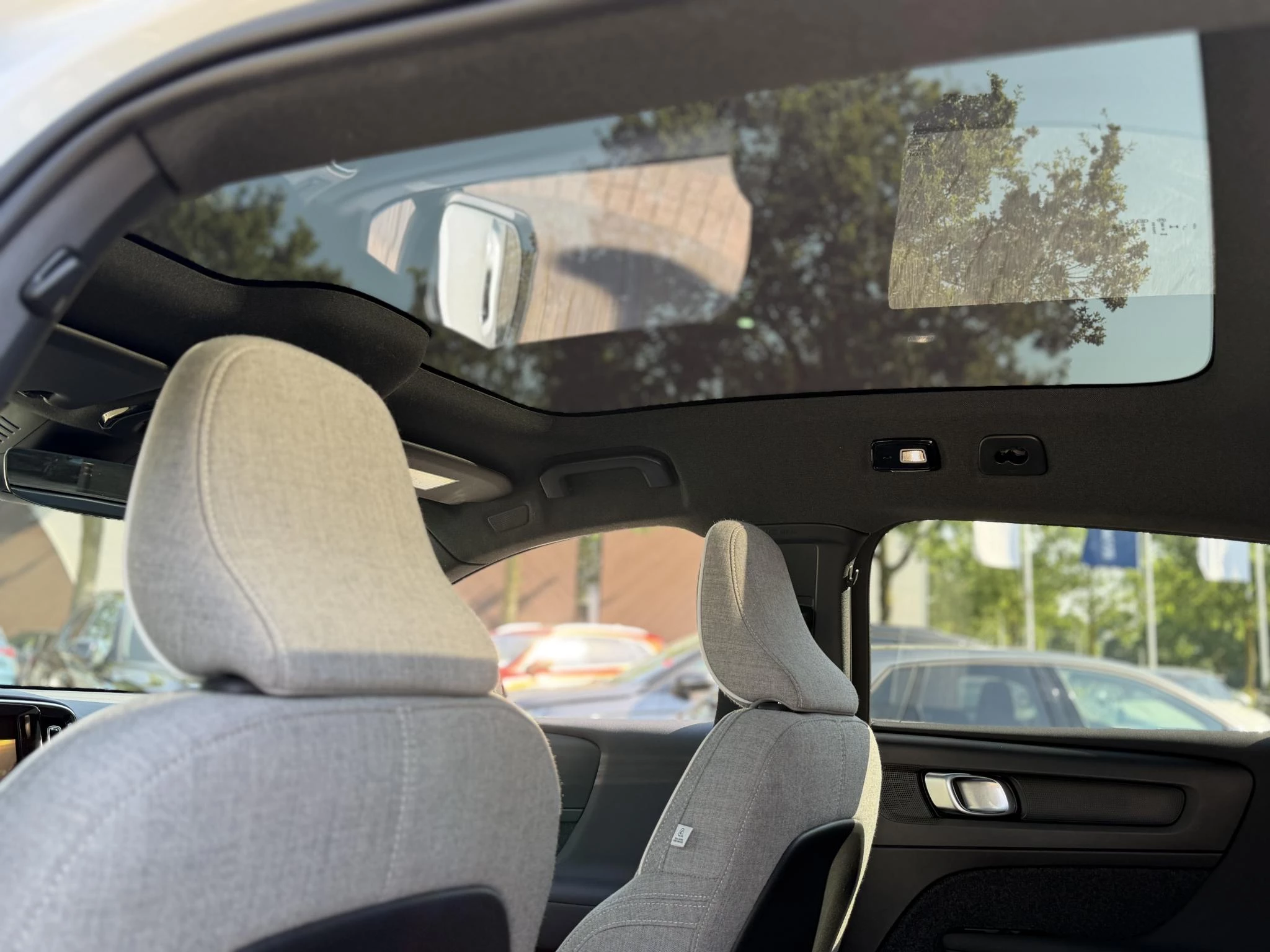 Hoofdafbeelding Volvo C40