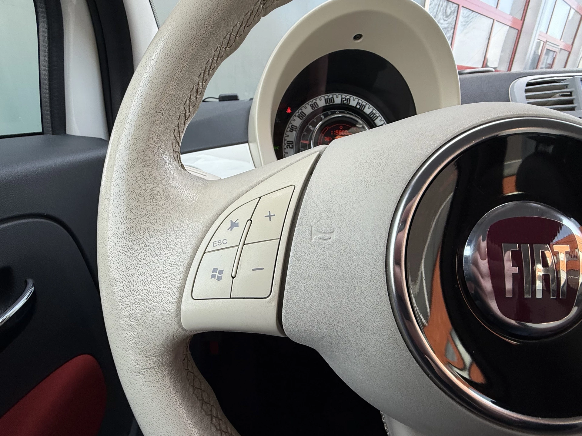 Hoofdafbeelding Fiat 500C