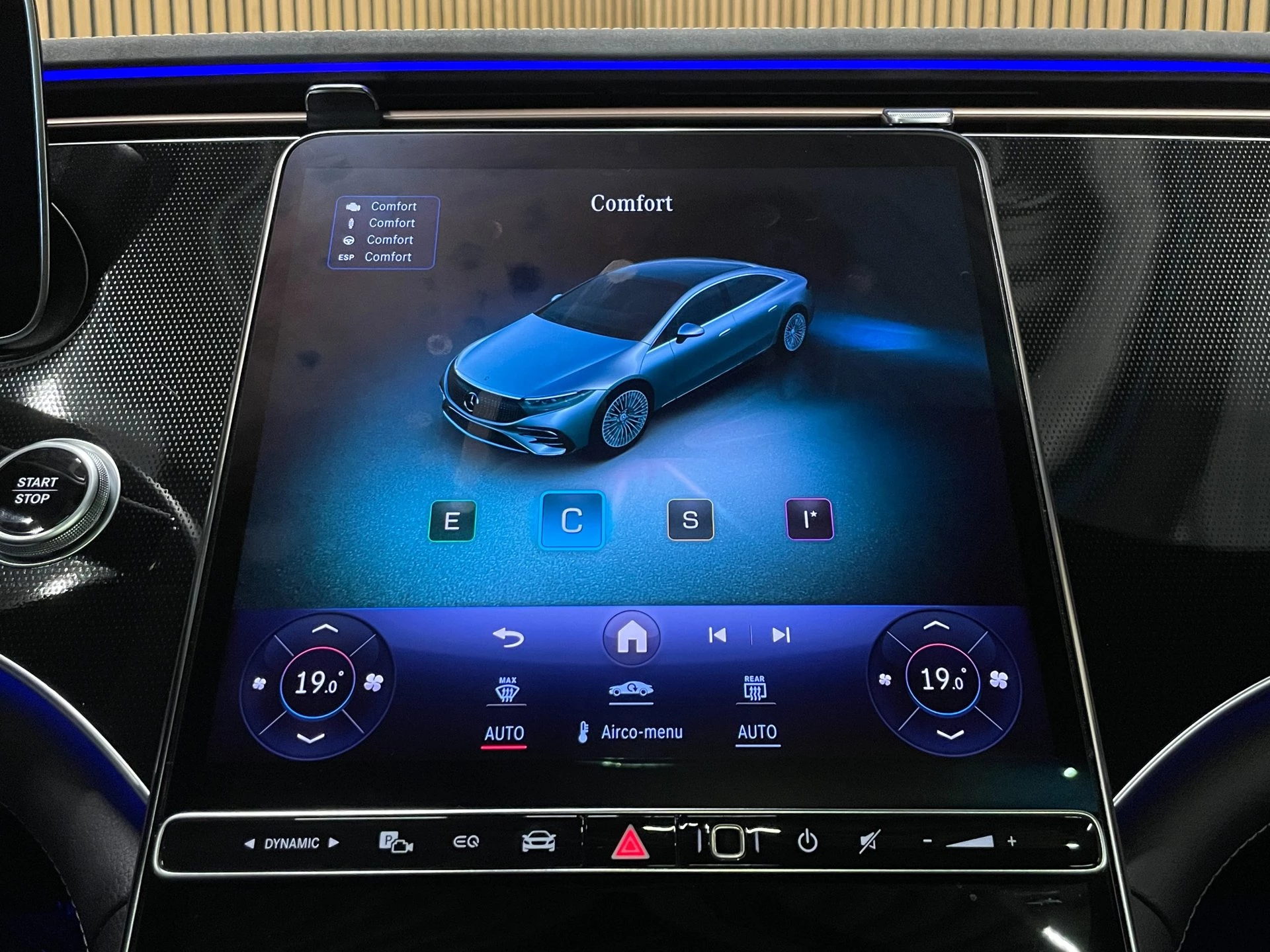 Hoofdafbeelding Mercedes-Benz EQS