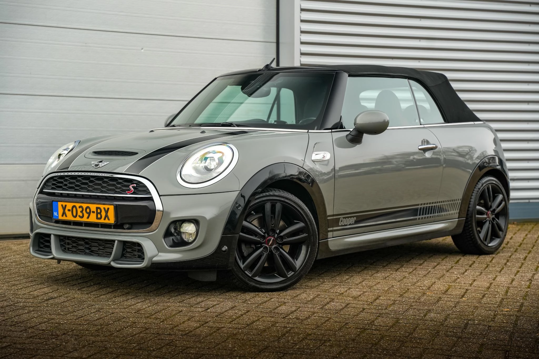 Hoofdafbeelding MINI Cooper S Cabrio