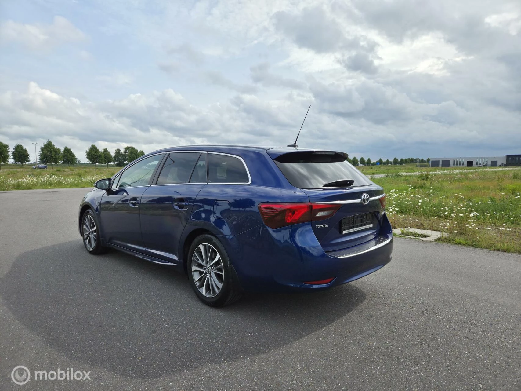 Hoofdafbeelding Toyota Avensis