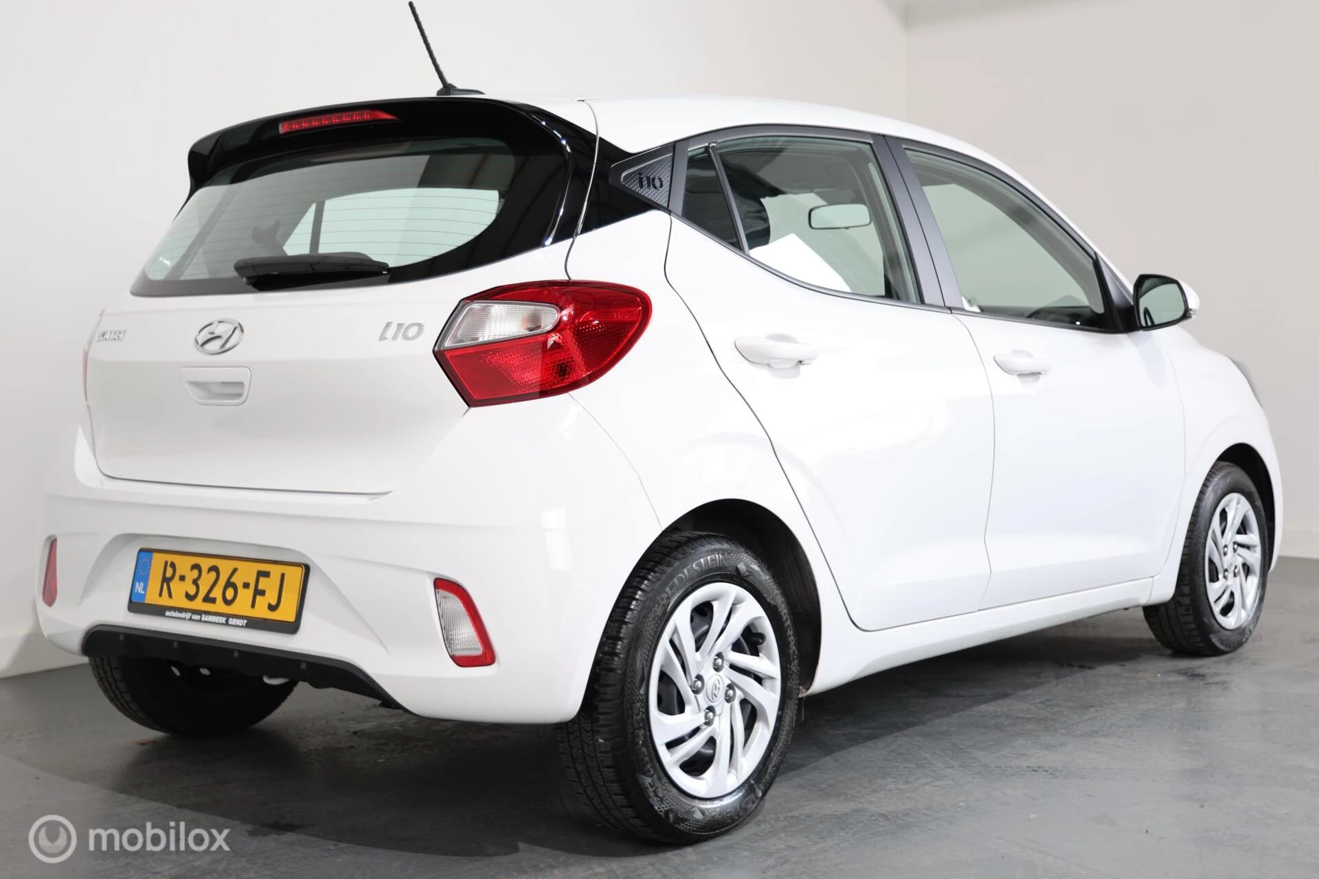 Hoofdafbeelding Hyundai i10