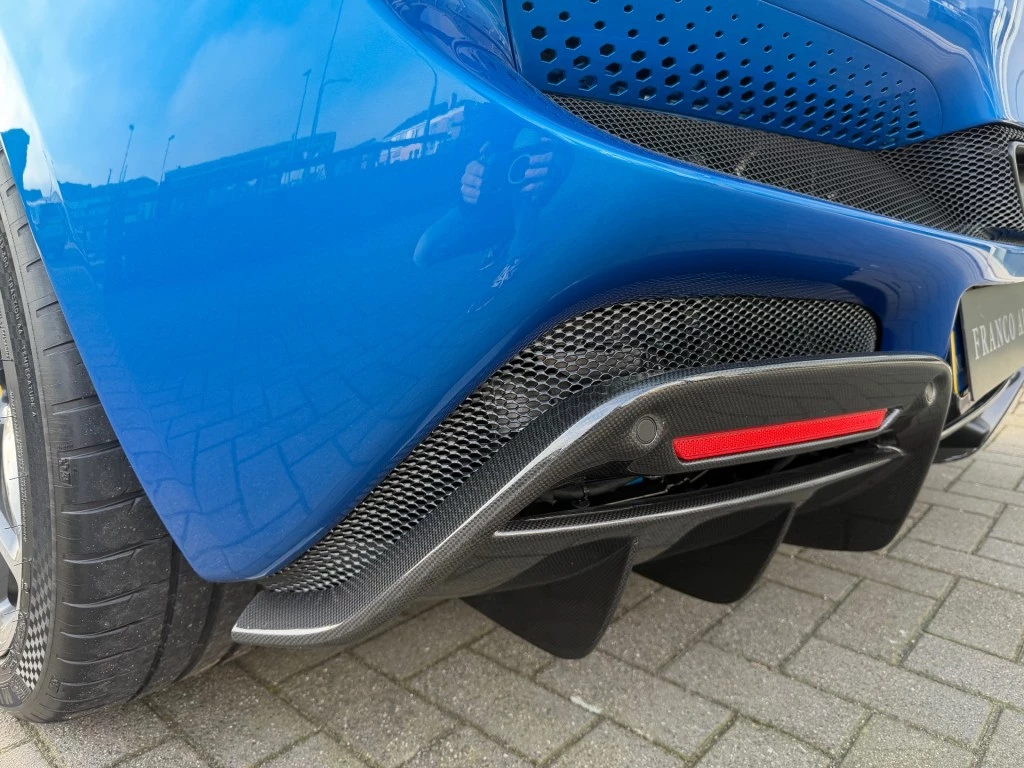 Hoofdafbeelding Ferrari 296