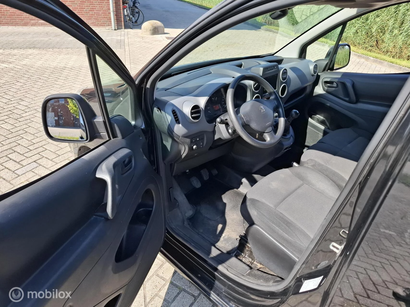 Hoofdafbeelding Peugeot Partner