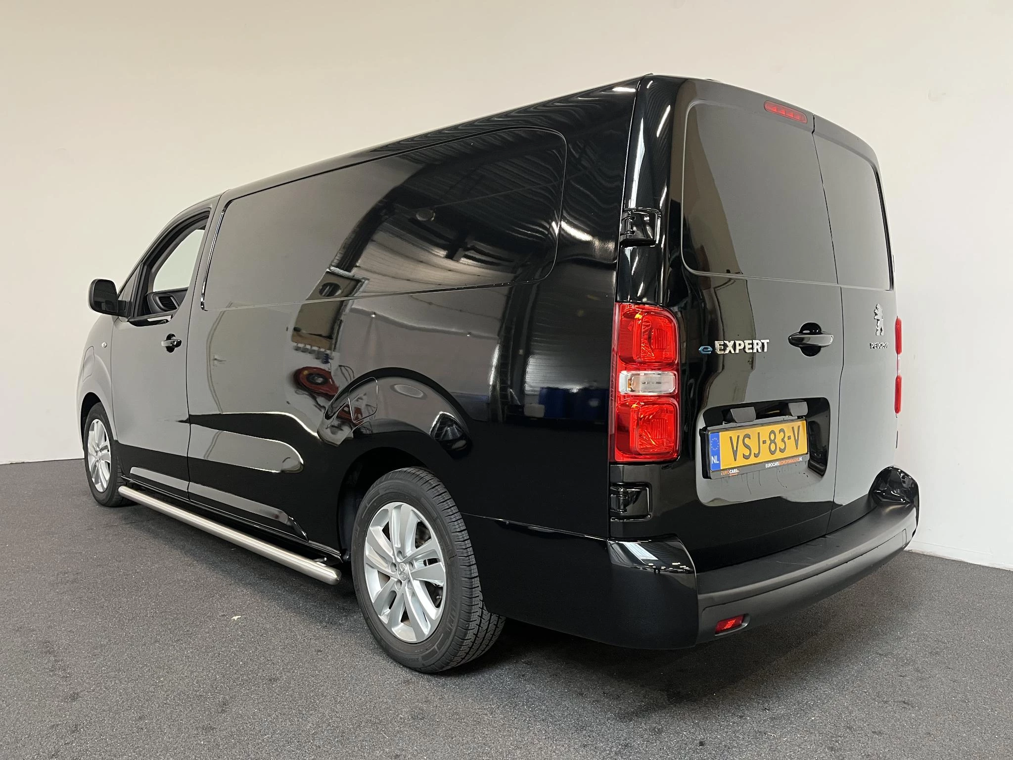 Hoofdafbeelding Peugeot e-Expert