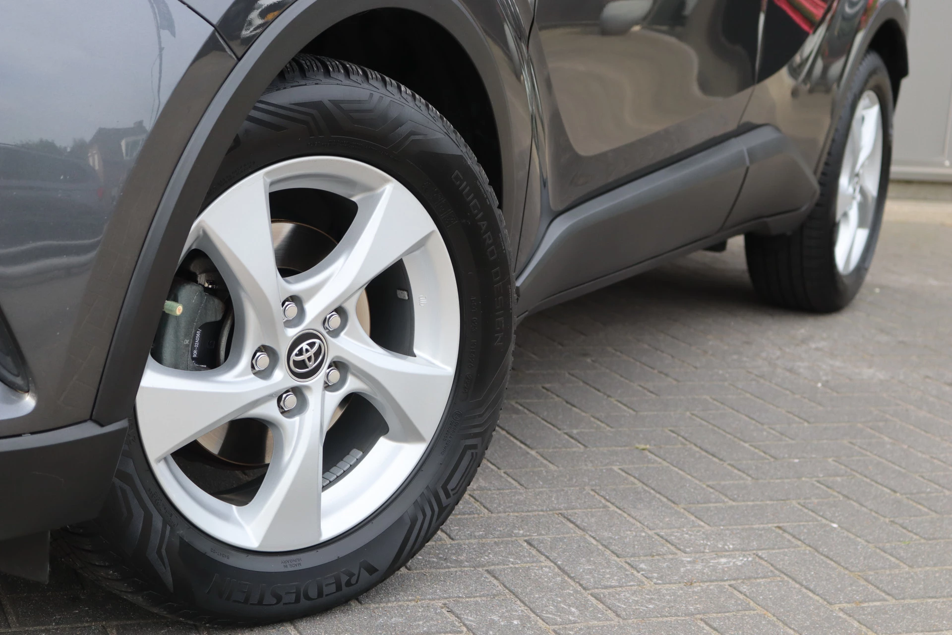 Hoofdafbeelding Toyota C-HR