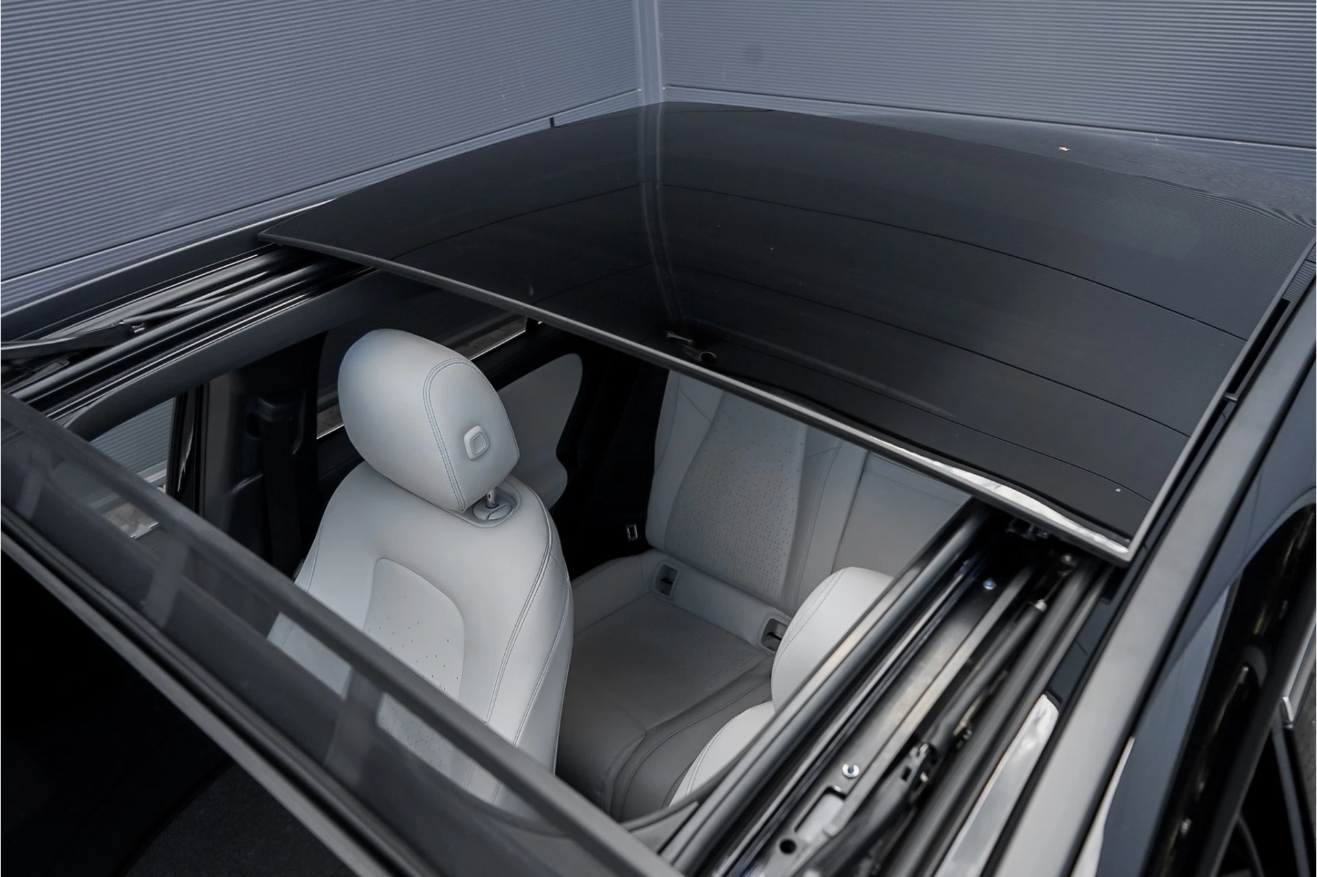 Hoofdafbeelding Mercedes-Benz EQA
