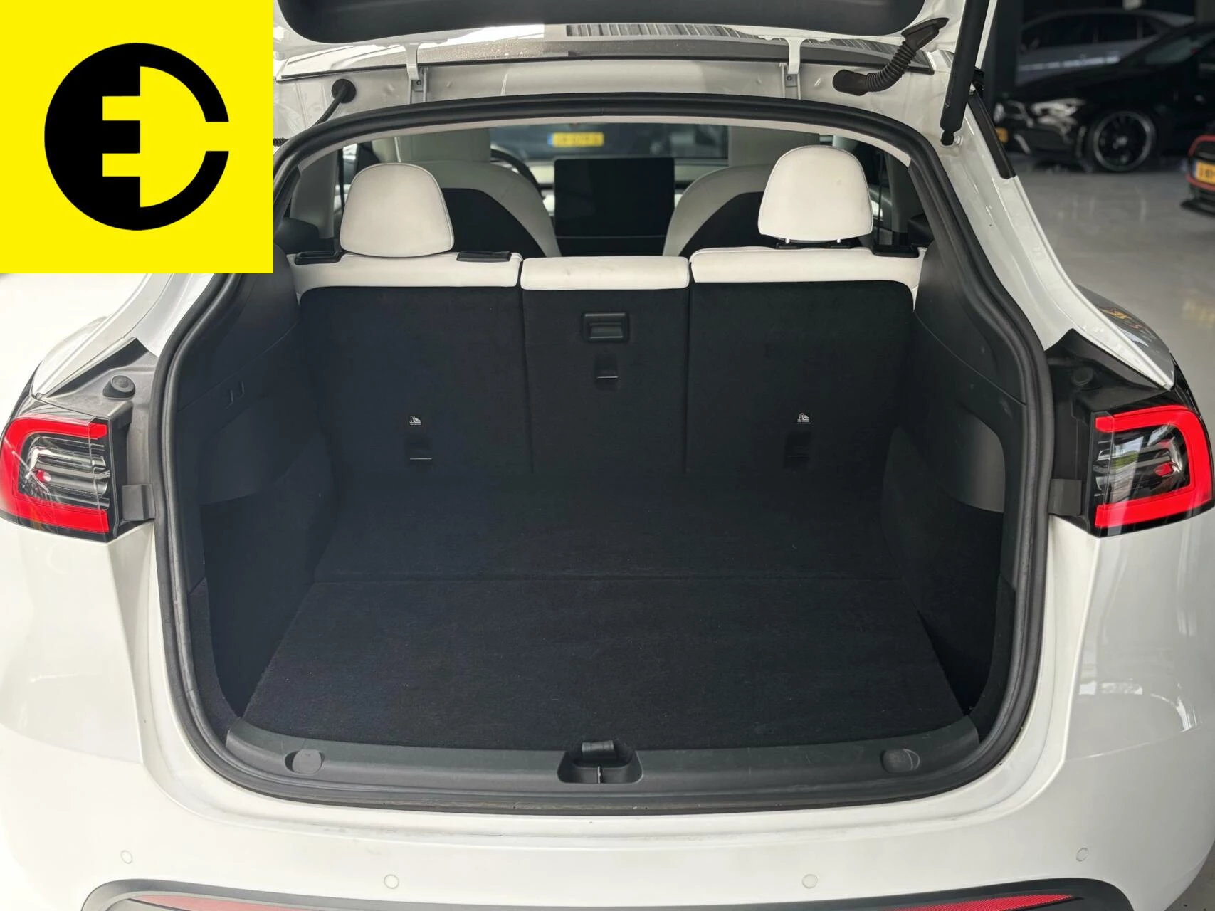 Hoofdafbeelding Tesla Model Y