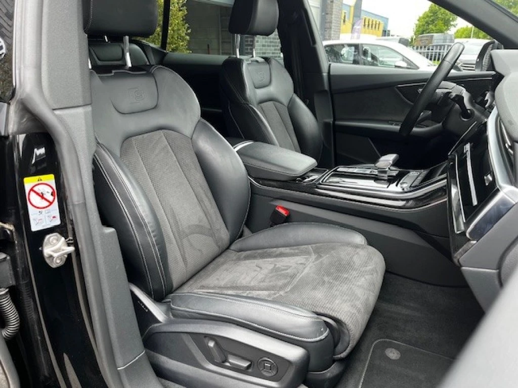 Hoofdafbeelding Audi Q8