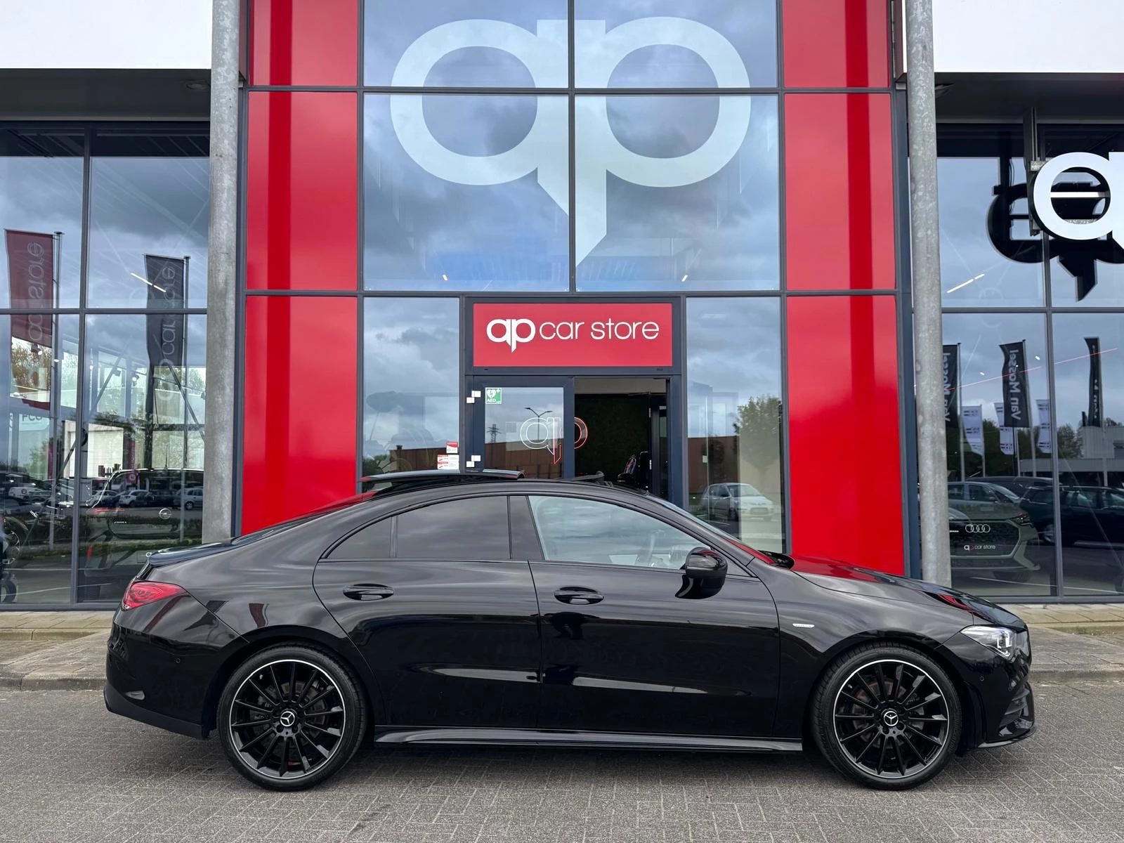 Hoofdafbeelding Mercedes-Benz CLA