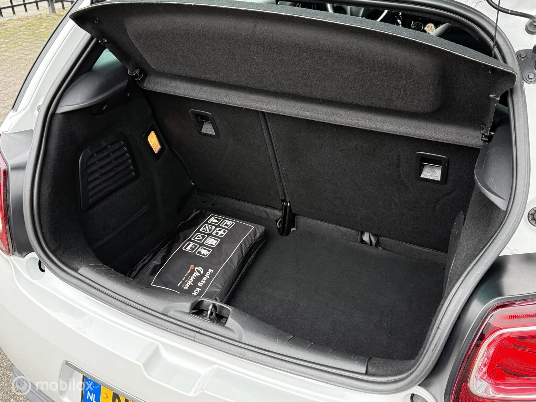 Hoofdafbeelding DS DS 3