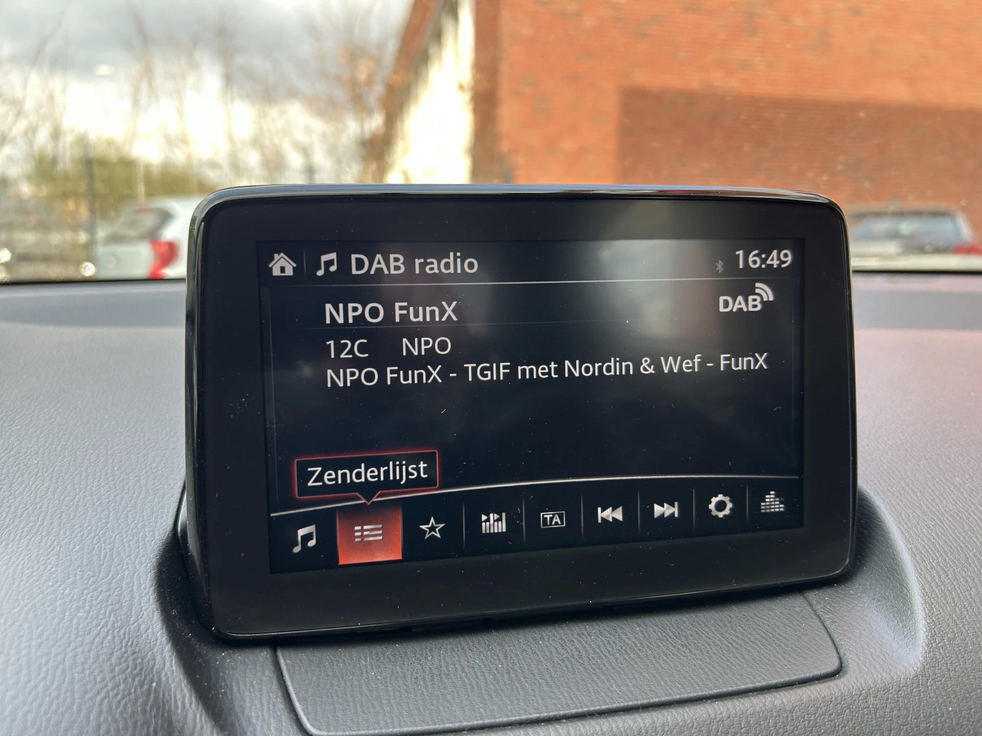 Hoofdafbeelding Mazda 2