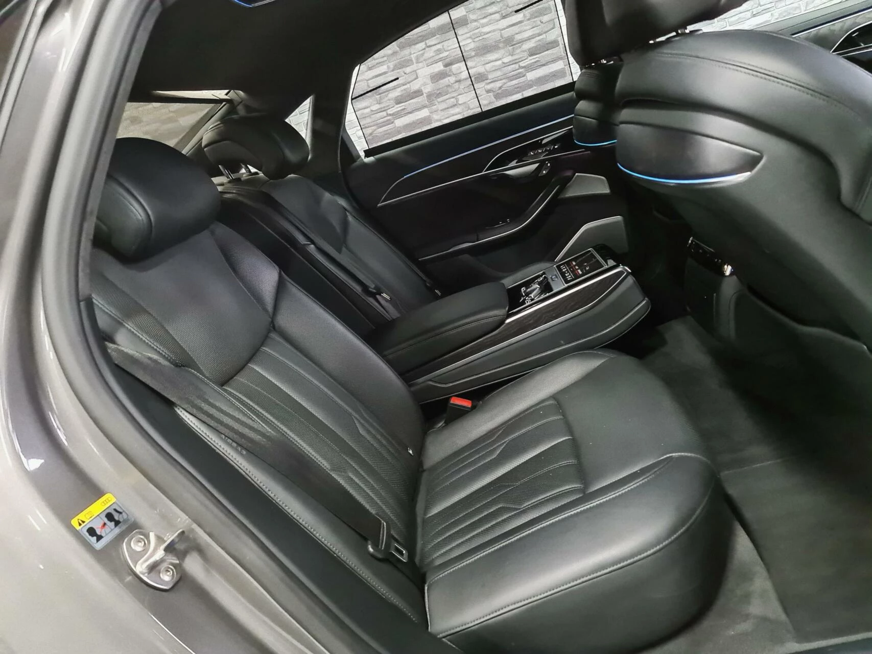 Hoofdafbeelding Audi A8