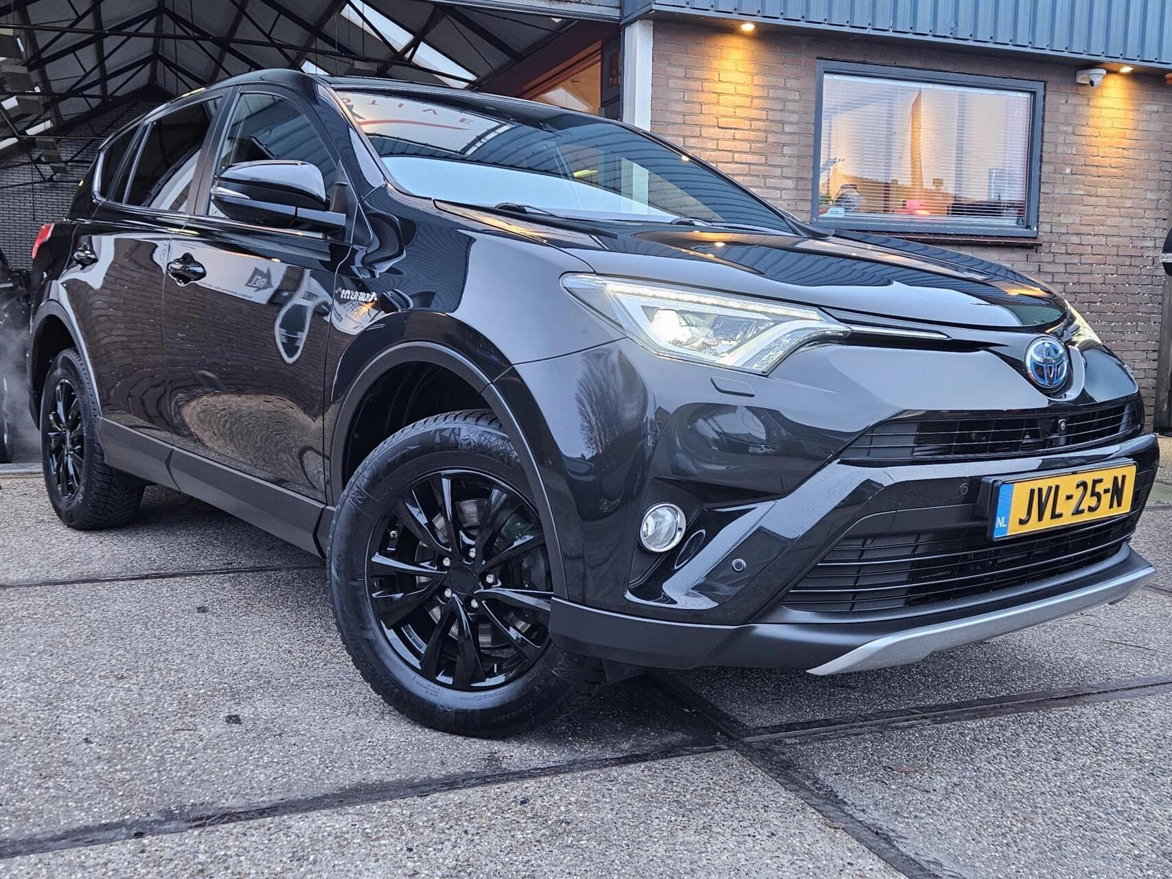 Hoofdafbeelding Toyota RAV4